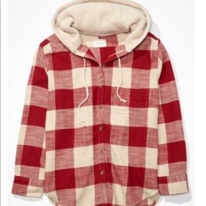 ❤️ American eagle outfitters red & Cream flannel hoodie❤️